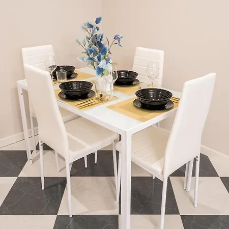 Pieno Centro Storico Apartment *